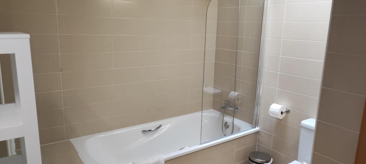 Apartamentos Motilla Del Azuer ダイミエル エクステリア 写真